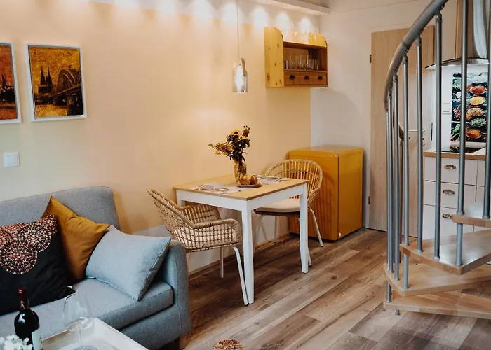 Daire Muelheim, Schoenes Apartment, E-werk, Palladium, Carlswerk, Messe, Lanxess-arena