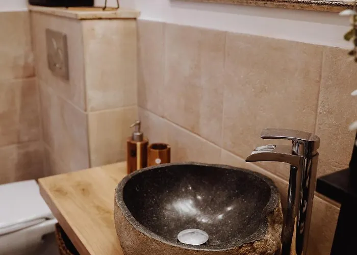 Muelheim, Schoenes Apartment, E-werk, Palladium, Carlswerk, Messe, Lanxess-arena *