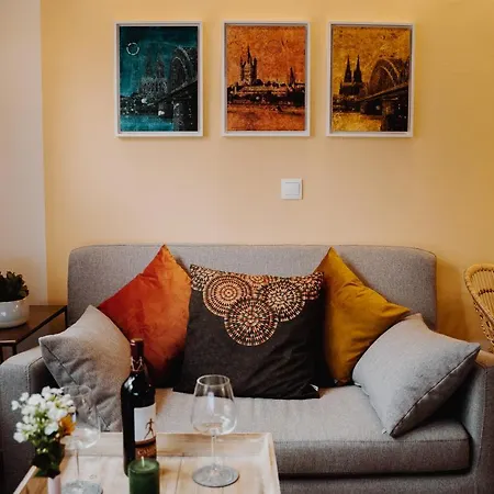 Apartment Muelheim, Schoenes Apartment, E-werk, Palladium, Carlswerk, Messe, Lanxess-arena *