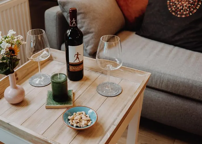 Muelheim, Schoenes Apartment, E-werk, Palladium, Carlswerk, Messe, Lanxess-arena *