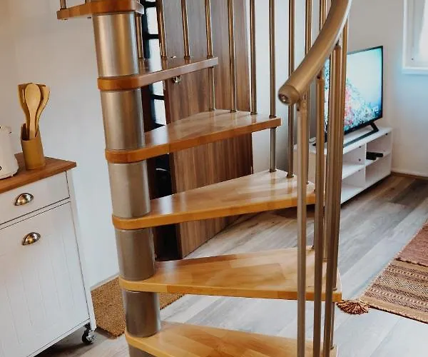 Muelheim, Schoenes Apartment, E-werk, Palladium, Carlswerk, Messe, Lanxess-arena *